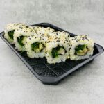 Ролл «Окунь кабаяки - чука» Вес: 184г.